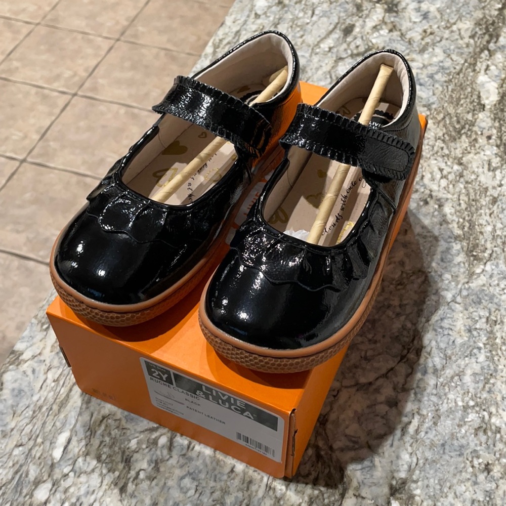 Livie and Luca Mary Jane shoes🖤
